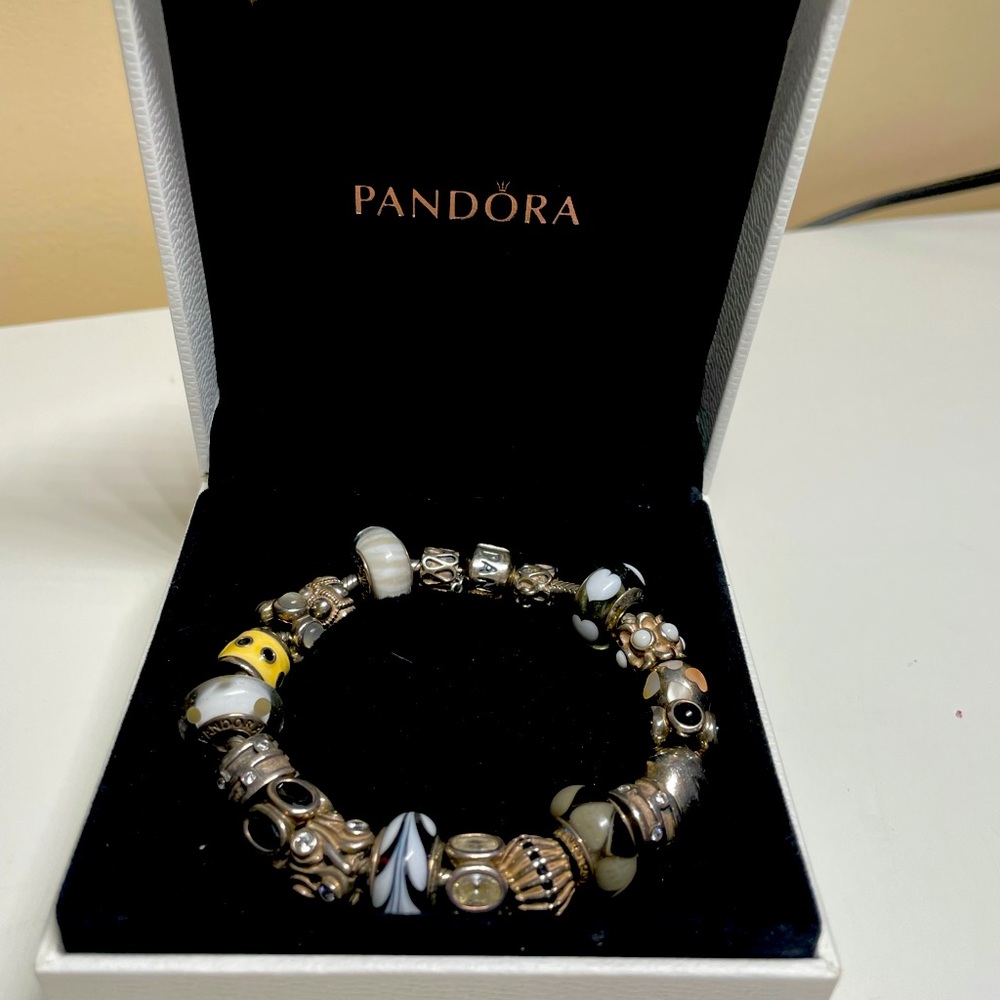 Pandora bracelet- silver, black/white beads